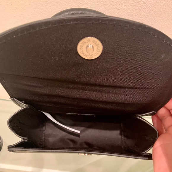 New, Garage handbag! - Picture 4 of 6